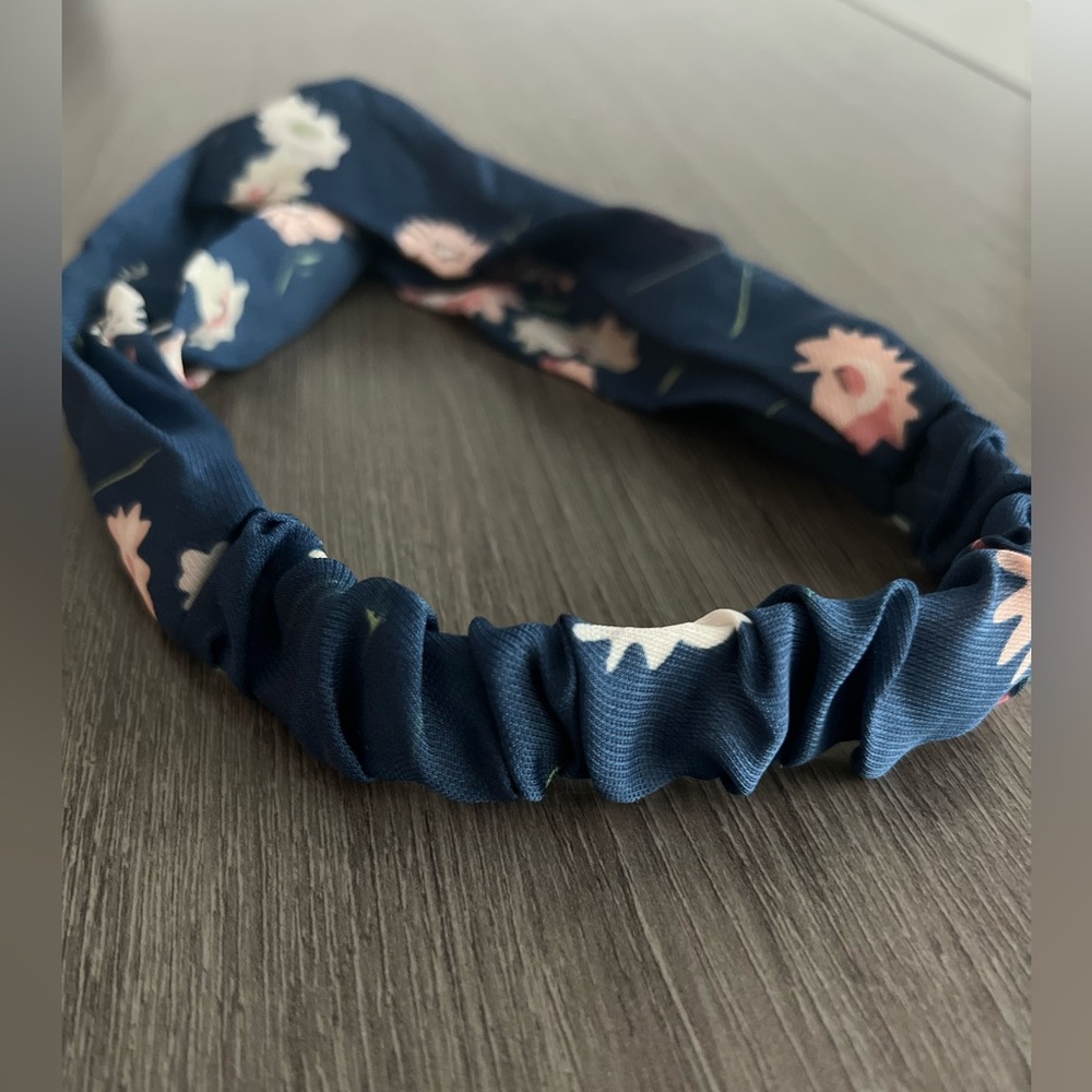 Headbands - Picture 5 of 5